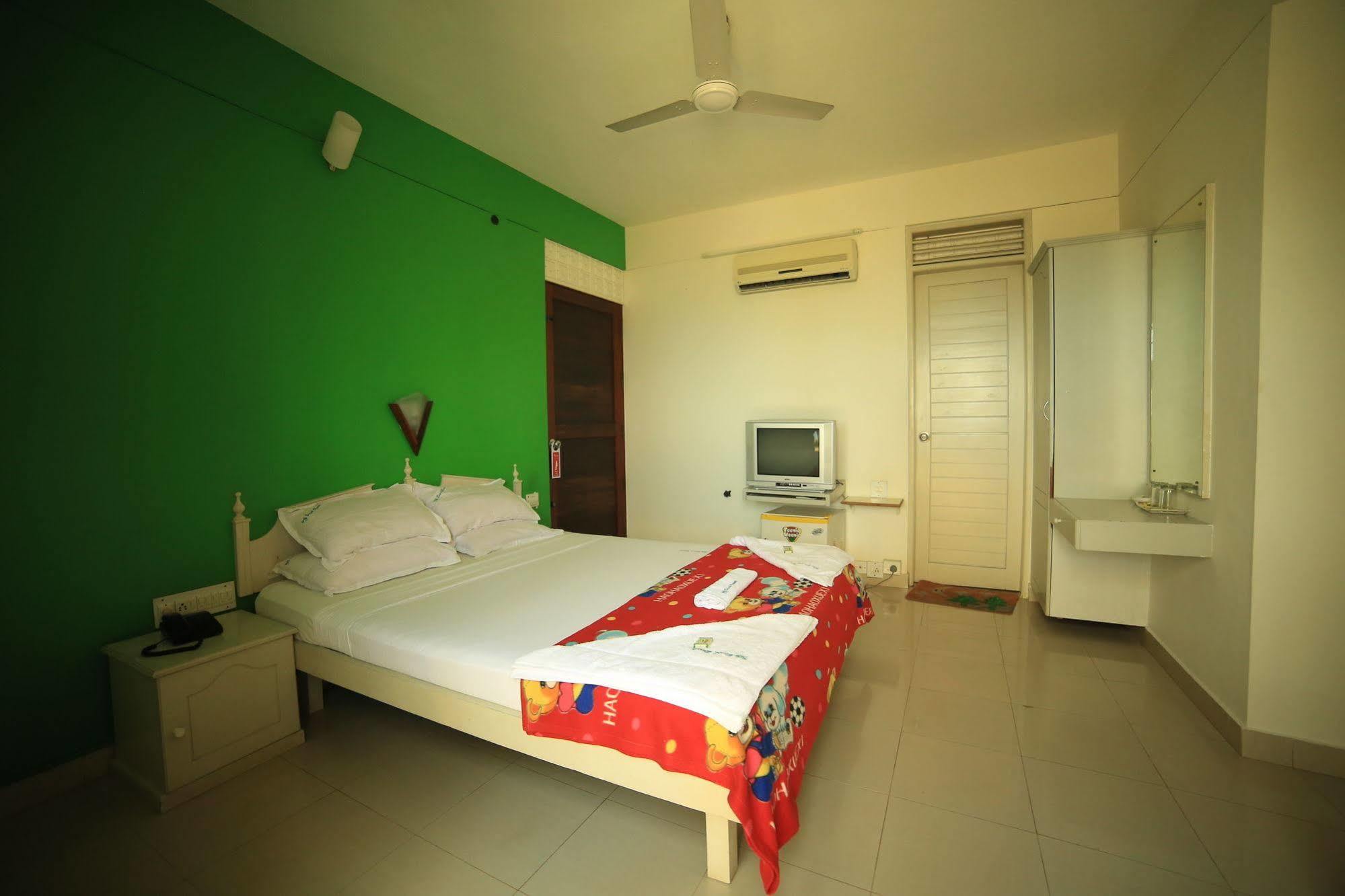 SS Beach Resort Varkala Exterior foto