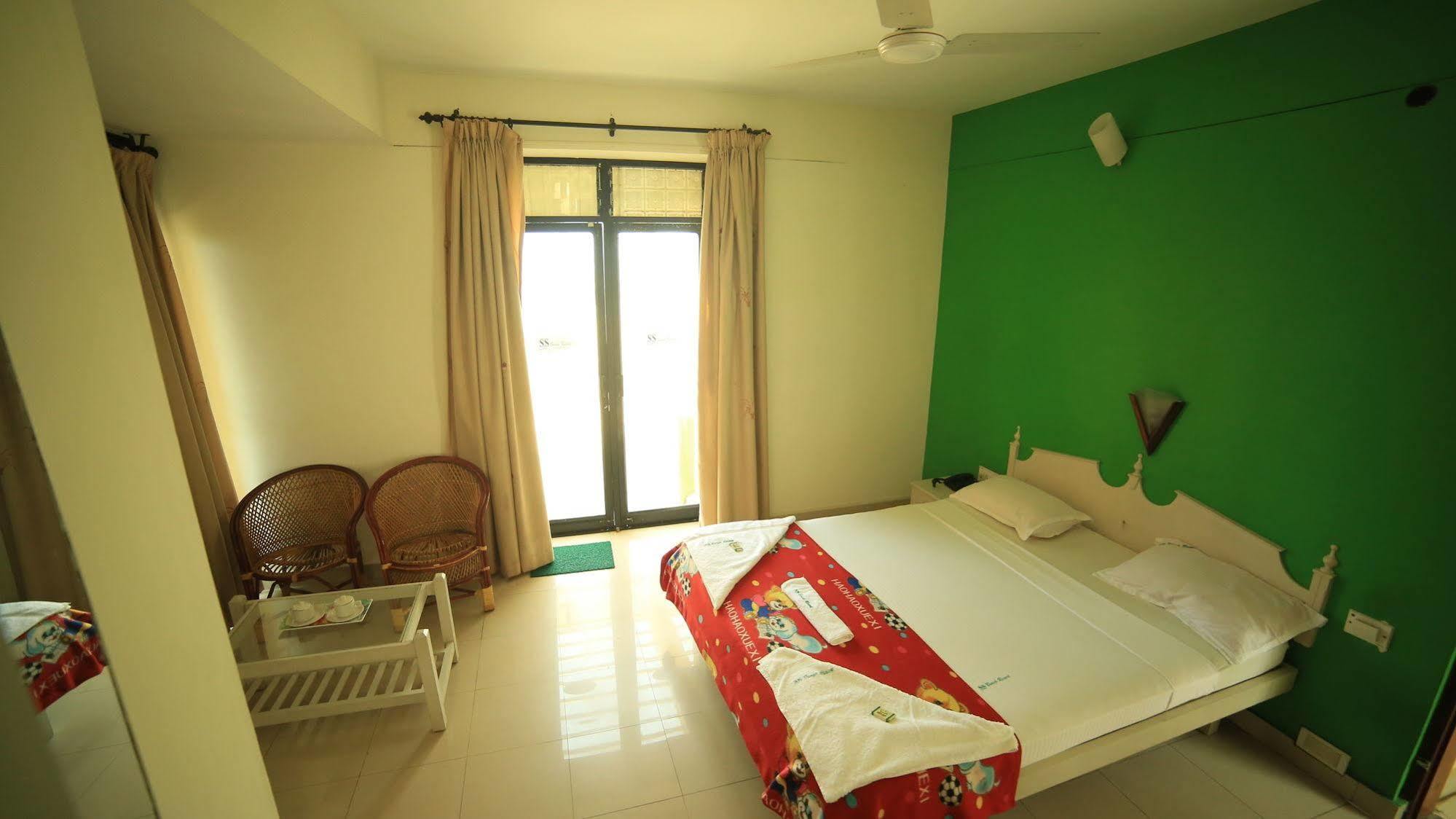 SS Beach Resort Varkala Exterior foto